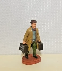 Figura Lemax Village VENDEDOR VIAJERO #22567 Al's Top Quality Goods 2002 RARA - Imagen 1 de 4