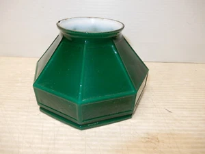 ANTIQUE ARTS AND CRAFTS EMERALD CASED GLASS OCTAGONAL LAMP SHADE CA. 1920 - Picture 1 of 4