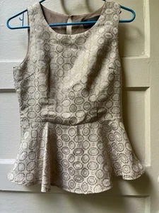 Sunday in Brooklyn cream gold scoop neckline sleeveless peplum blouse size XS - Picture 1 of 8
