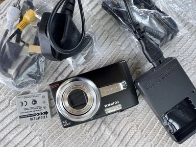Fujifilm FinePix J50 8.2MP Black  Digital Camera - UNUSED!  - Image 1 of 4