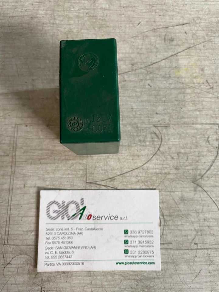 C071 CENTRALINA RELE ORIGINALE FIAT MULTIPLA - Immagine 1 di 1