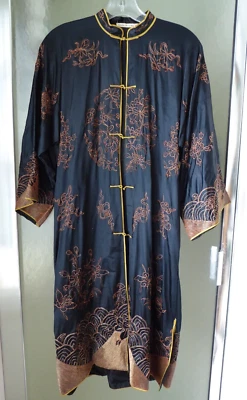 Vintage Chinese Robe Black Silk Embroidered Gold Metallic Small Size - Image 1 of 4