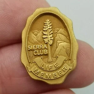 Spilla da bavero vintage Sierra Club Life membro tono oro natura - Foto 1 di 8