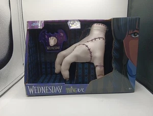 Jada Toys - Mercoledì Addams Thing RC - Telecomando a grandezza naturale manuale - Foto 1 di 7