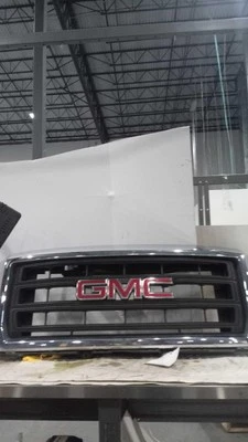 Used Front Grille fits: 2014 Gmc Sierra 1500 pickup chrome surround black grille - Image 1 of 4
