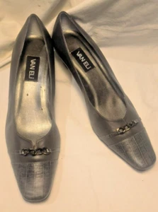 Van Eli Damen grau geschlossene Zehe Pumps Kette Akzent Gr. 11W - Bild 1 von 4