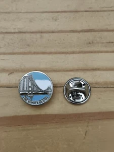 Pin's Pins Pin Enamel 30 Angleterre VILLE MONUMENT "THE HUMBER BRIDGE" - Imagen 1 de 4