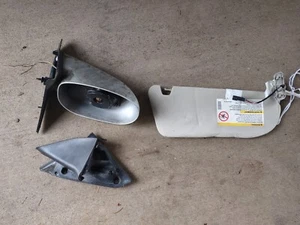 Saturn L200 2003 Mirror And Parts - Picture 1 of 5