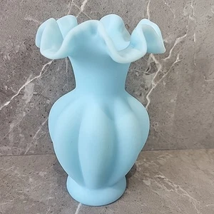 Fenton Satin Blue Glass Vase Melon Design Ruffled Edge Original Sticker Vintage - Picture 1 of 7
