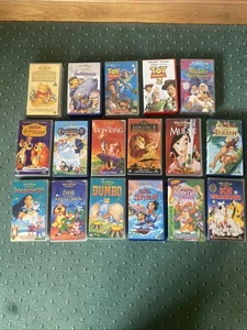 Disney Classics VHS Videos Film Bundle - 17 Tapes Included - Picture 1 of 20