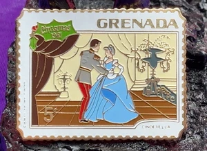 Grenada Disney Cinderella 5 Cent PIN Replik Briefmarke Weihnachten 1981 - Bild 1 von 2