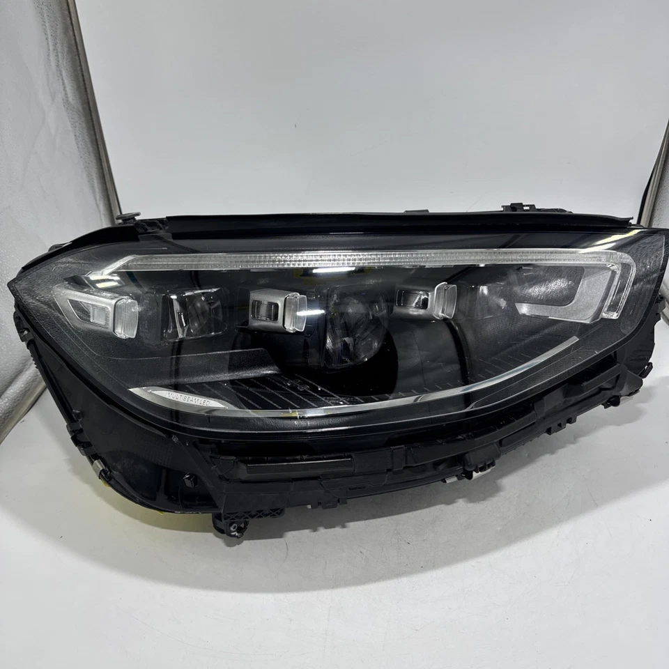 Faro derecho LED mercedes-benz clase s w223 s400 s450 s500 con módulos Foto 1 de 4