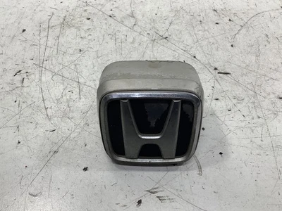 Honda Accord 1998 2000 4 puertas emblema central delantero Champagne 75705-S84-A00ZB fabricante original Foto 1 de 3