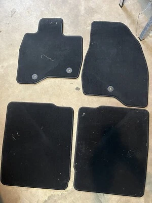 ford explorer floor mats (2020-current) Foto 1 de 4