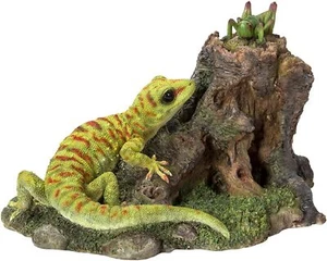 Vivid Arts Playful Green Gecko | Resin Home or Garden Decoration | RL-PF16-B - Picture 1 of 1
