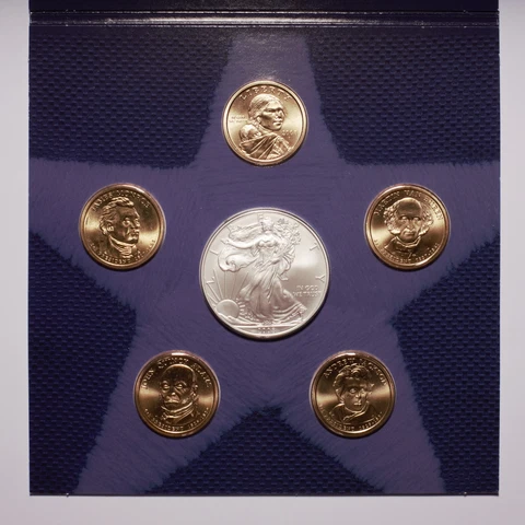 2008 Annual Uncirculated Dollar Coin Set Cover