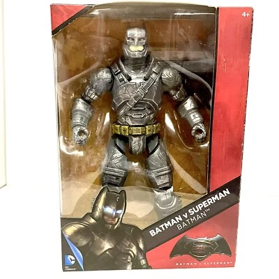 Figura blindada Batman DC Multiverso Batman vs Superman película 12” nueva en caja Foto 1 de 4