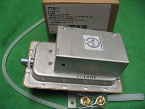 INTERRUTTORE ARIA WHITE RODGERS 770-1 SPDT .05-12.0" HVAC 1/4-1/2HP 125/250 VAC 60Hz - Foto 1 di 1