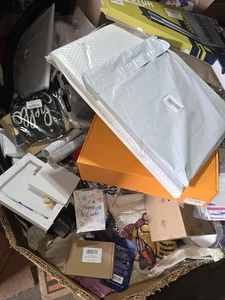 50 Pcs Liquidation lot - Target Mystery Box -General Merchandise mixed Resellers - Afbeelding 1 van 1