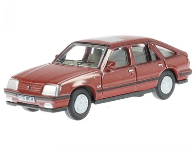 Vauxhall Cavalier = Opel Ascona C 5d rot Modellauto CAV002 Oxford 1:76 - Bild 1 von 4