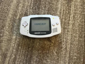 Nintendo Game Boy Advance GBA AGB-001 Platinum Silver Missing Battery Cover! - Picture 1 of 6
