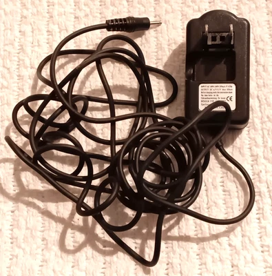 Cable de alimentación adaptador cargador de engranajes inalámbrico negro 240 V 200 mA 9,5 V 63 Hz #1126252 Foto 1 de 4