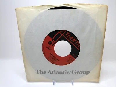 Led Zeppelin ‎– Immigrant Song / Hey, Hey, What Can I Do / 1977 RE  Vinyl, 7" NM - Image 1 of 2