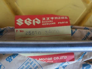 73 77 Suzuki GT 550 used Shift Shaft Shifter 25510-34000 - Picture 1 of 12