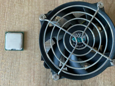 Processore INTEL CORE 2 QUAD Q8300 2.50GHZ/4M/1333/05A (SLGUR) + Dissipatore - Immagine 1 di 3