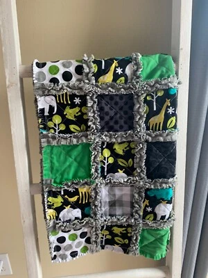 JUNGLE STORY / Manta de bebé niño / Edredón de trapo / Regalo de baby shower / Cochecito Foto 1 de 4