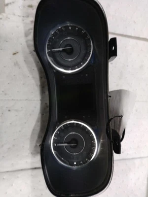 Medidor de velocímetro usado se adapta a: Chrysler 200 Cluster 2017 pantalla de visualización de 3,5` 140 Foto 1 de 4