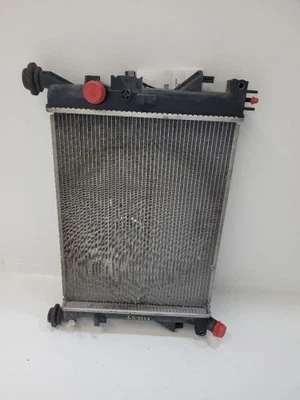 2006 2007 PONTIAC SOLSTICE 2.4L Radiator 06 07 19129881 Foto 1 de 4