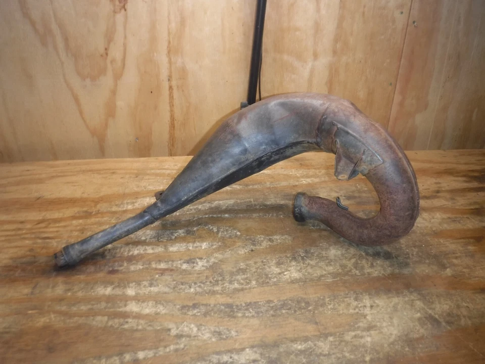 Tubo de cabezal de escape de cámara de expansión Yz125 1999 Foto 1 de 4