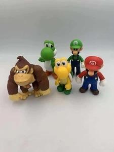 5pcs Super Mario pvc Figures Luigi Yoshi Donkey Kong LARGE Set - Picture 1 of 12