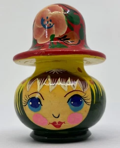 Kleine Schmuckschatulle in Personenform aus Holz mit Deckel handbemalt russisch? 4,25 zoll ht - Bild 1 von 16