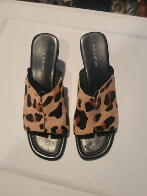 Sandalias Naturalizer Estampado Animal Talla 8 Foto 1 de 4