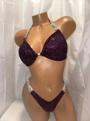Traje figura púrpura oscuro �� COMPETICIÓN NUEVO NUNCA USADO hecho a mano 34DD Foto 1 de 4