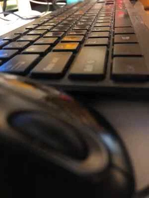 Teclado USB inglés ASUS AK1D negro teclado ASUS AK1D (con ratón) Foto 1 de 4