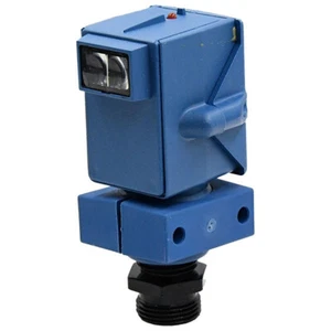 1350B-6501 Eaton/Cutler Hammer Diffuse Reflective Photoelectric Sensor  -SA - Picture 1 of 2