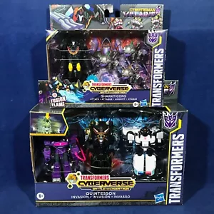 Set 2 figurine TRANSFORMERS CYBERVERSE - ATTACCO SHARKTICONS Quintesson Invasion - Foto 1 di 11
