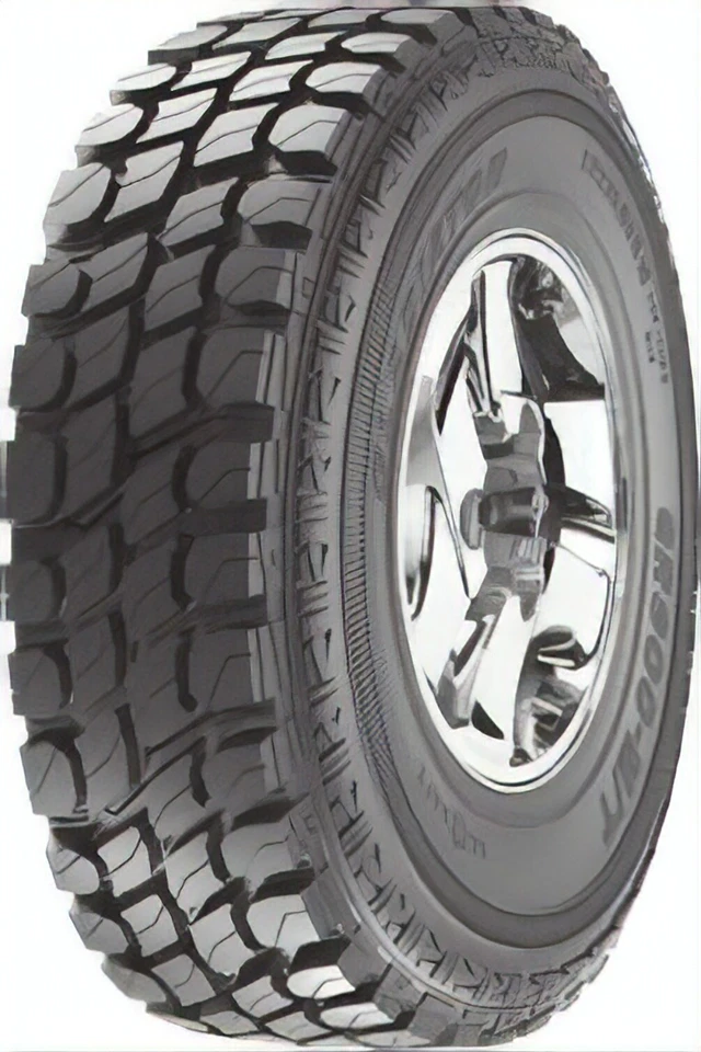 Gladiator QR900-MT 235/85R16 Tire