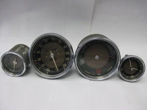 BMW 2000 CS Full Instrument Set (Good Condition) - Picture 1 of 9
