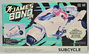 HASBRO VTG 1992 JAMES BOND Jr. JUNIOR SUBCYCLE ACTION FIGURE VEHICLE SEALED - Picture 1 of 8