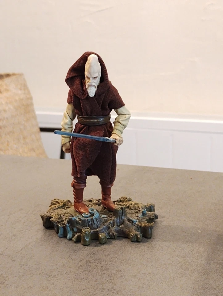 star wars figurine Ki Adi Mundi jedi master 2005 la revanche des siths - Photo 1/1
