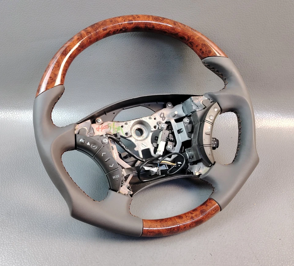 LEXUS GX470 LX470 Toyota Land Cruiser 100 MARBLE MULTIMEDIA STEERING WHEEL - Image 1 of 4