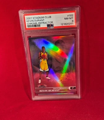 KEVIN DURANT 🏀2007 CHROME REFRACTOR ROOKIE STADIUM CLUB PSA 8 /999 - Image 1 of 2