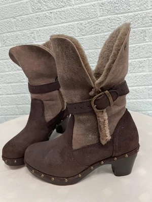 Botas femininas plataforma tamanco cravejado forrado pele de carneiro Emu Inverleigh tamanho 9 - Imagem 1 de 4