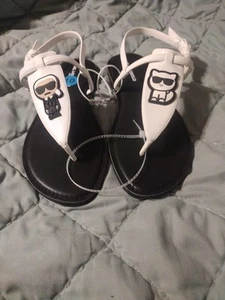 Sandalias Karl Lagerfeld Paris Mujer Anime Gato EE. UU. 10 M UK 7 1/2 M Negro Blanco - Imagen 1 de 7