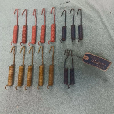 Lote de resortes de freno Packard 38-40, NOS Foto 1 de 4