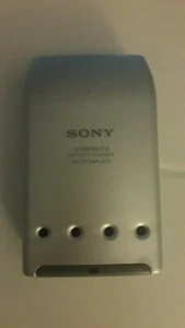 Sony BCG-34HNB AA oder AAA Akku Ladegerät - Bild 1 von 4